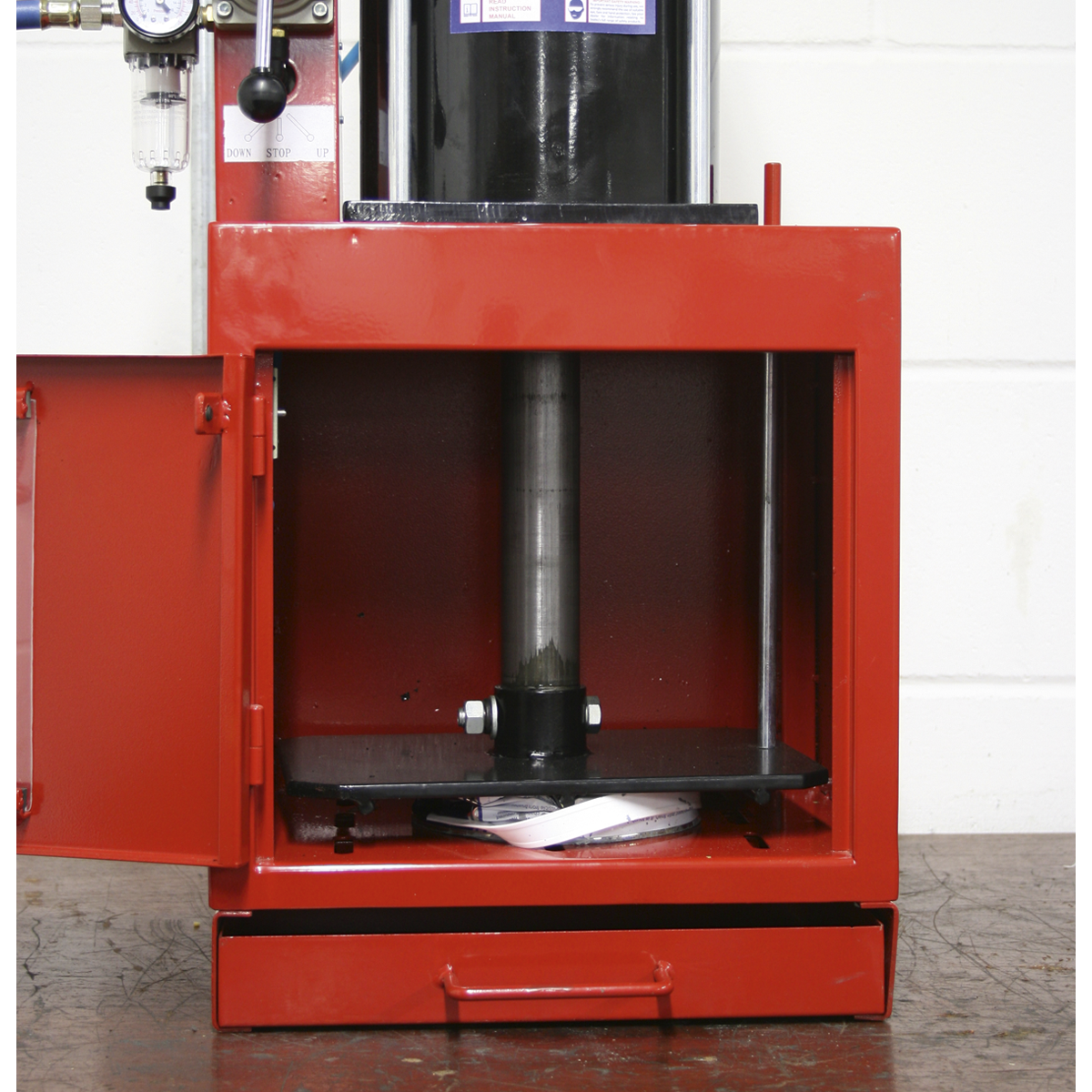 Pneumatic Paint Can Crusher 2.2 Tonne (Factory Refurbished)