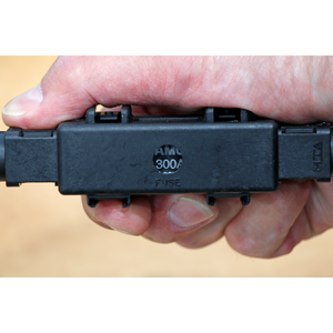 12V RoadStart® Emergency Jump Starter 2300 Peak Amps