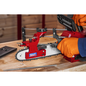 Bar Mounted Chainsaw Chain Sharpening Guide