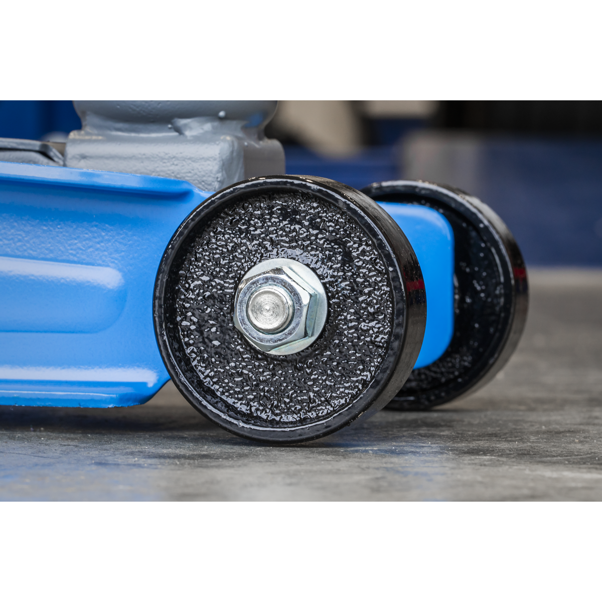 Low Profile Short Chassis Trolley Jack, 2 Tonne, Blue (1020LEB)