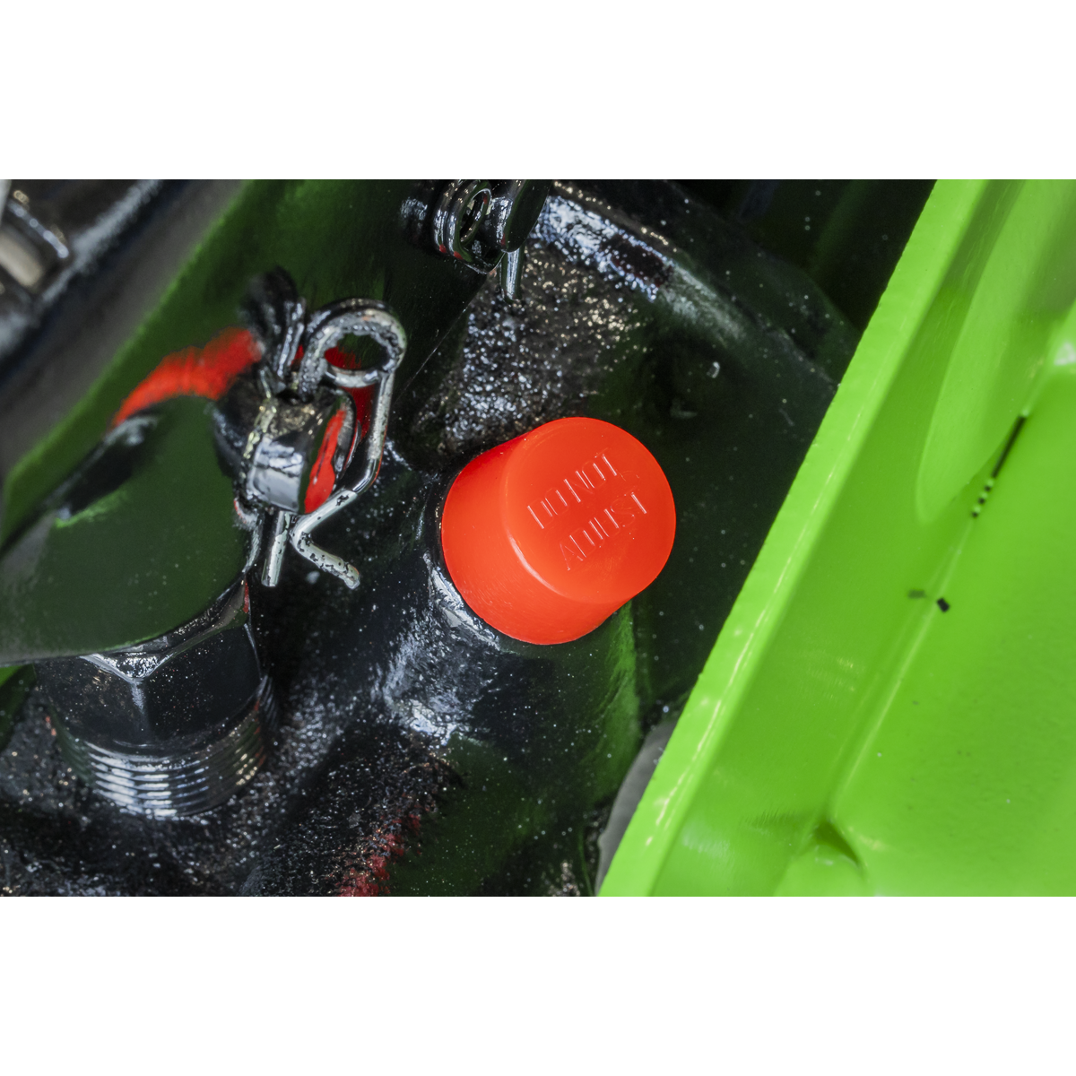 Short Chassis Trolley Jack, 2 Tonne, Green (1050CXHV)
