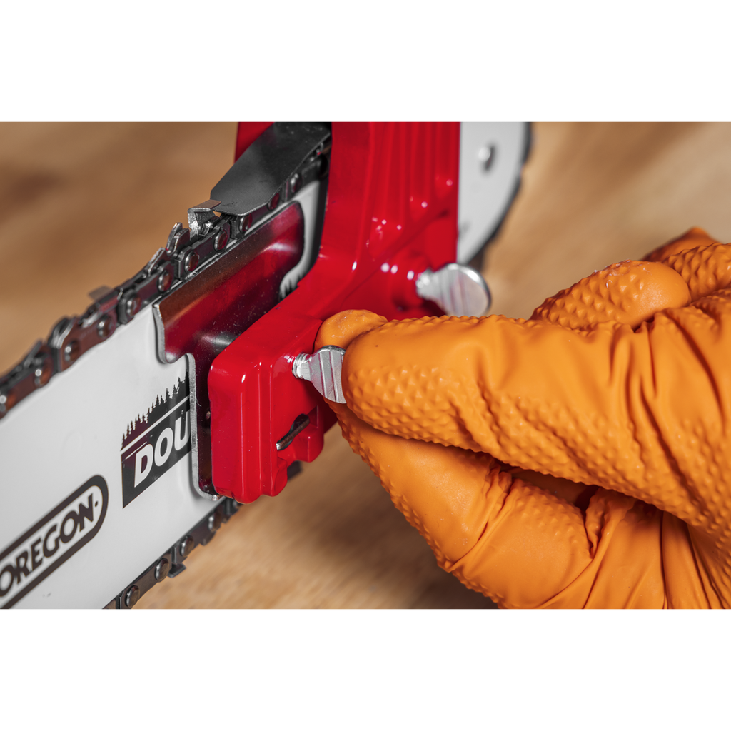 Bar Mounted Chainsaw Chain Sharpening Guide