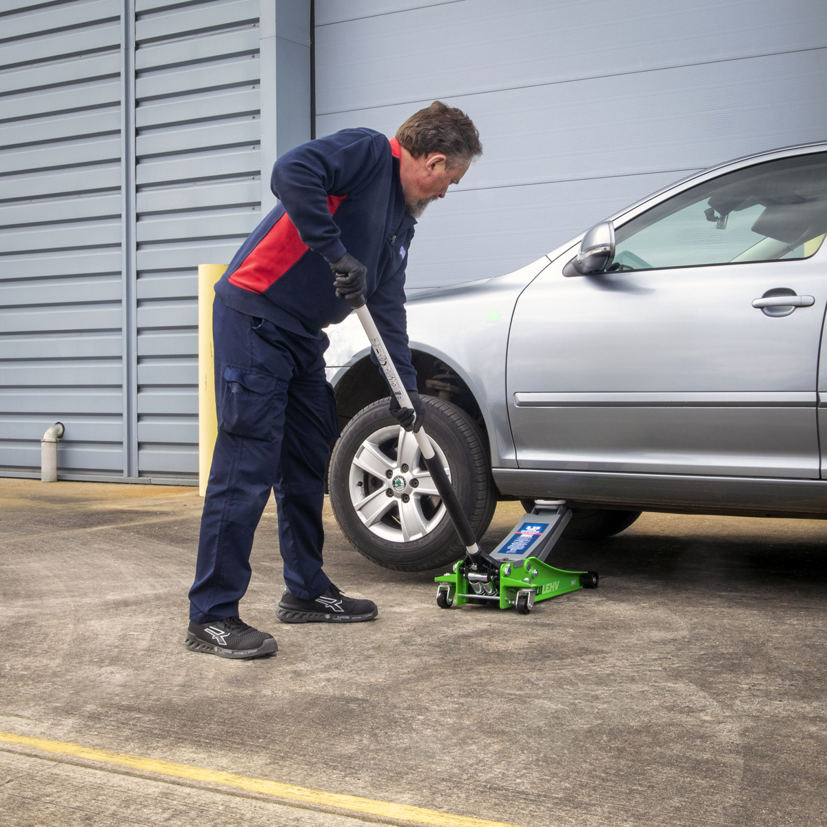 Low Profile Trolley Jack & Impact Wrench Combo, Green (2001LEHVCOMBO)