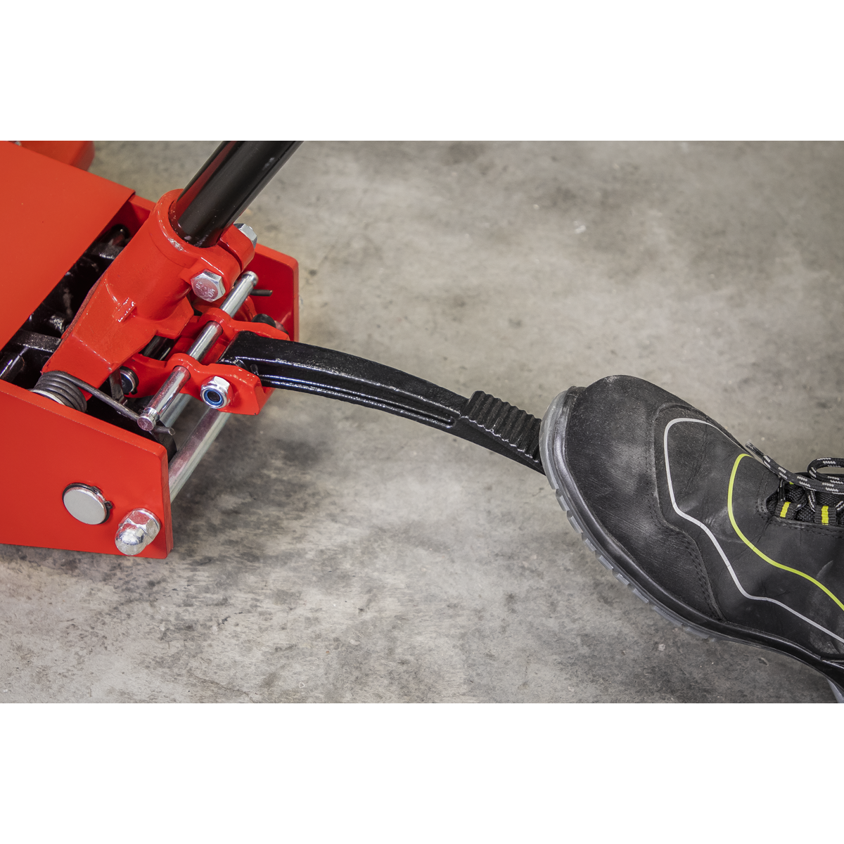 Premier Long Reach High Lift Trolley Jack 3 Tonne