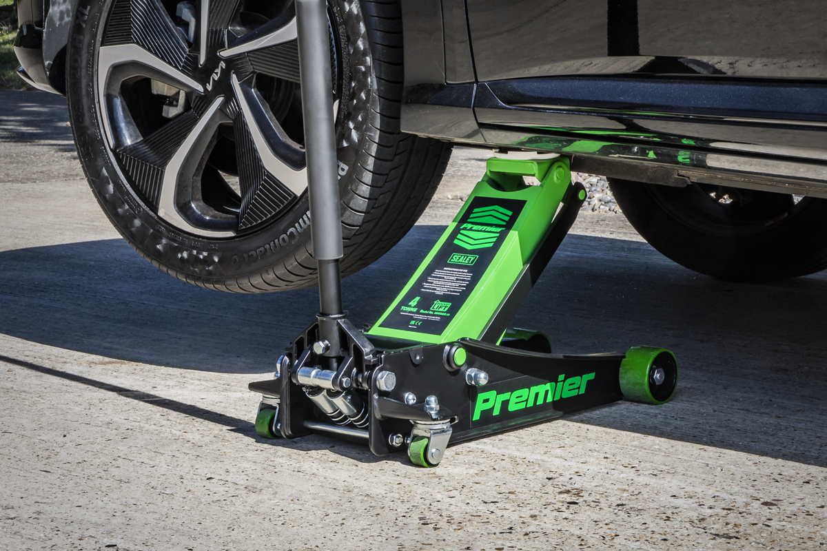 Sealey 4040AG Premier Low Profile Trolley Jack with Rocket Lift, 4 Tonne Capacity, Green