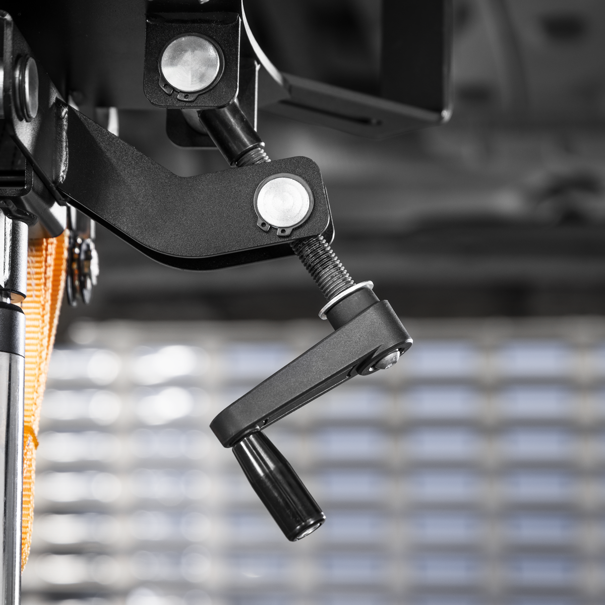 Viking Telescopic Vertical Transmission Jack, 600kg (500TTJ)