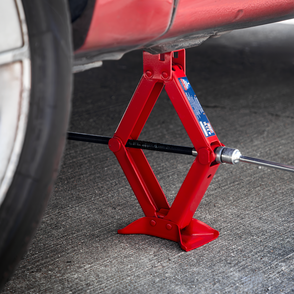 Heavy-Duty Scissor Jack 1 Tonne