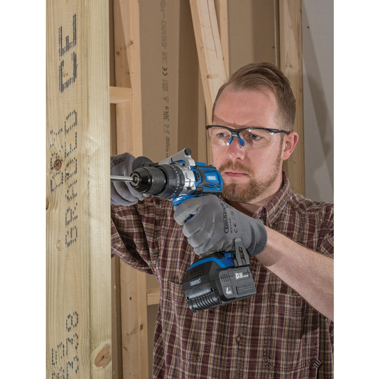 Draper 79894 D20 20V Cordless Brushless Combi Drill, with 4.0Ah Battery and Charger