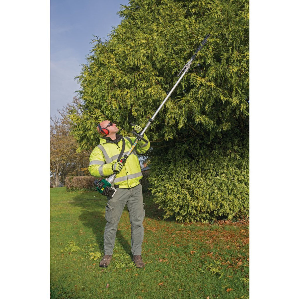 Draper 4 in 1 Petrol Garden Tool, 32.5cc (Ex-Display)