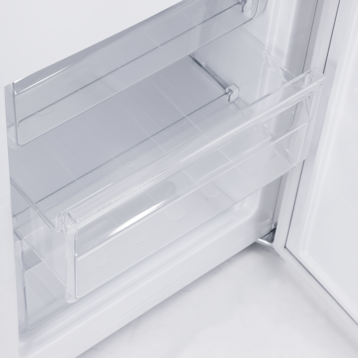 Baridi 50/50 Smart Frost Fridge Freezer 254L Capacity – White