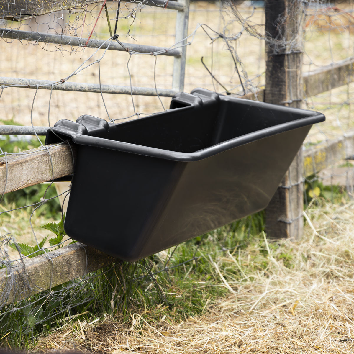 Hook-Over Trough 40L