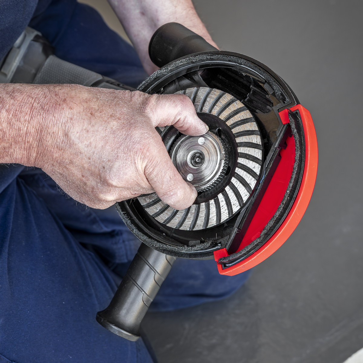 Adjustable Angle Grinder Dust Shroud
