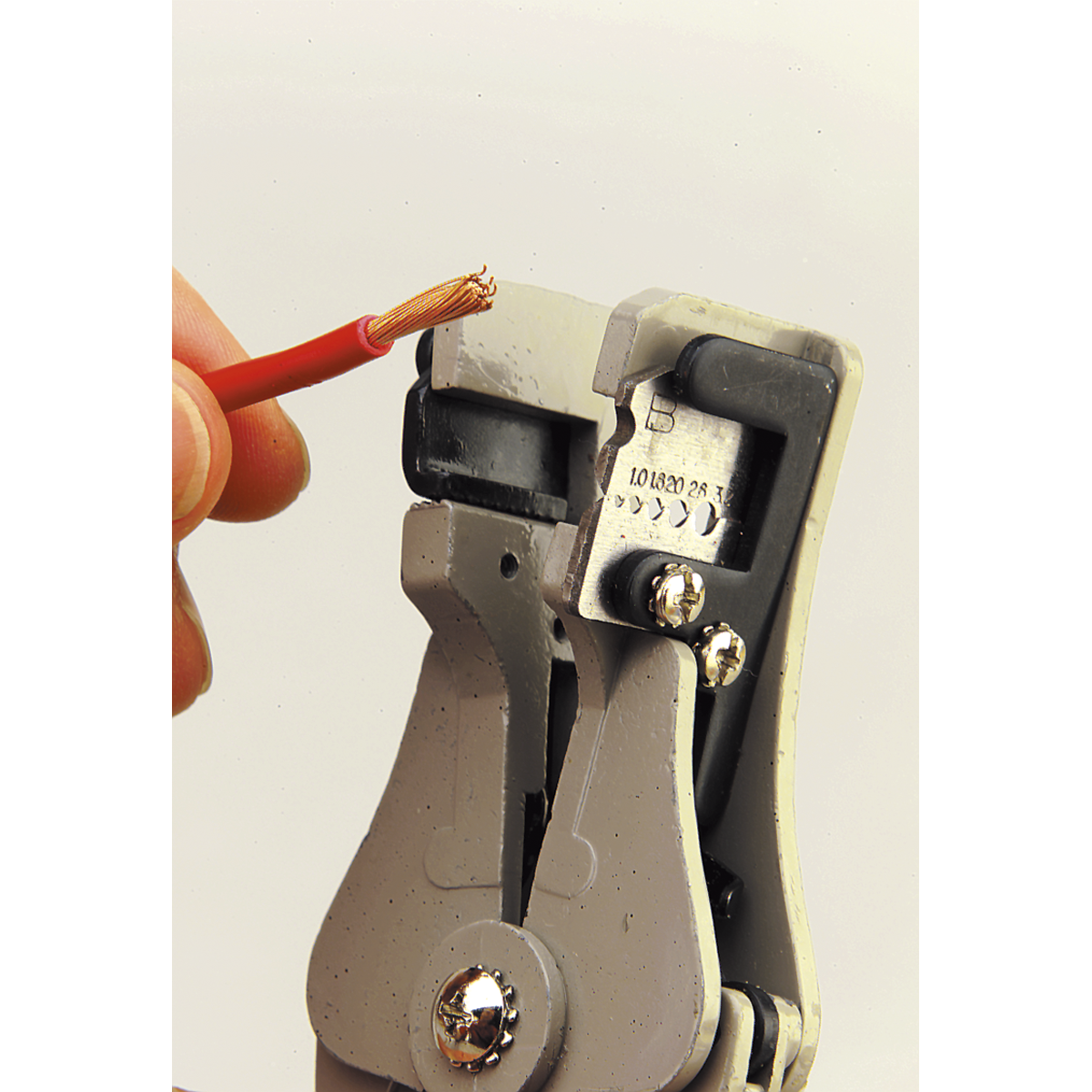 Automatic Wire Stripping Tool