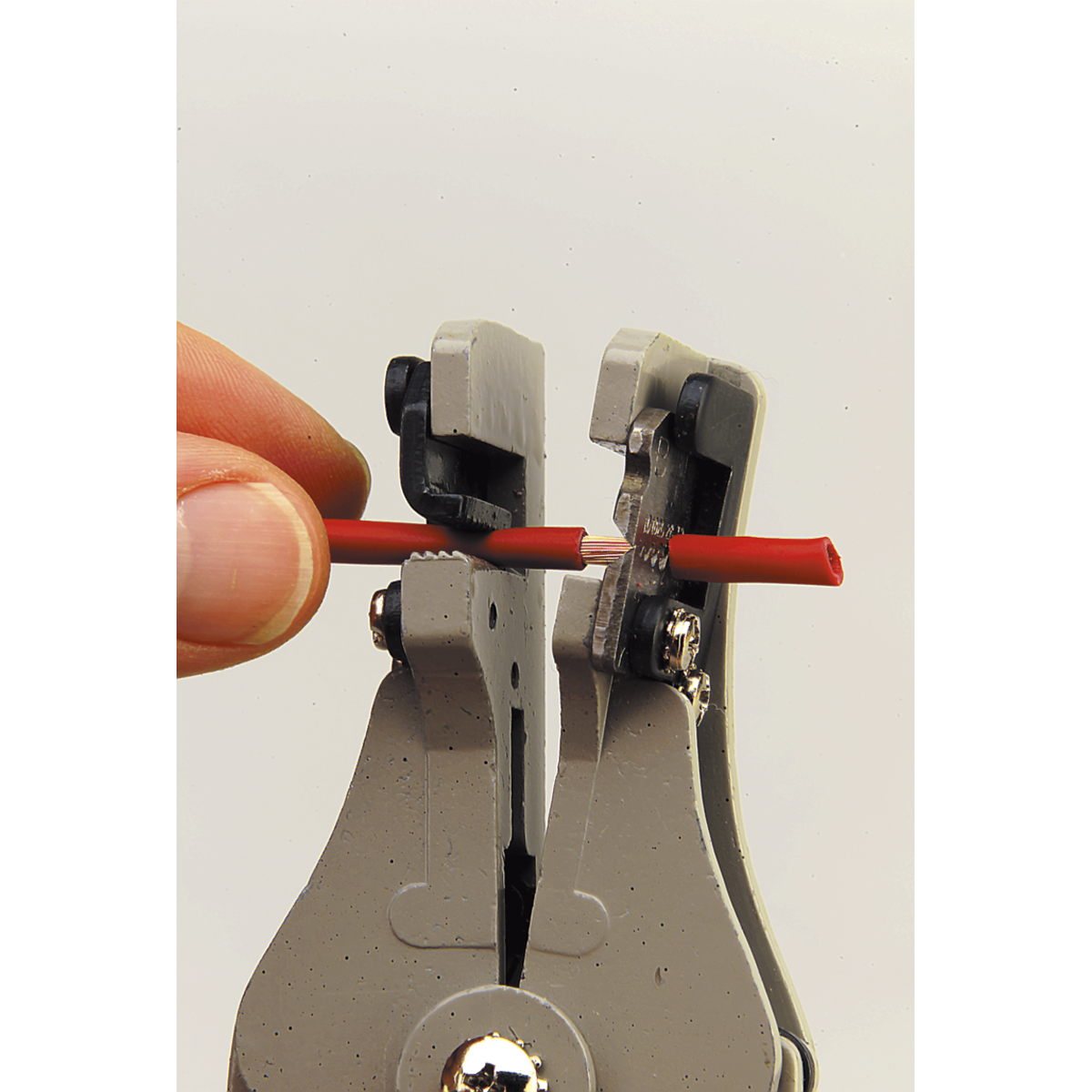 Automatic Wire Stripping Tool