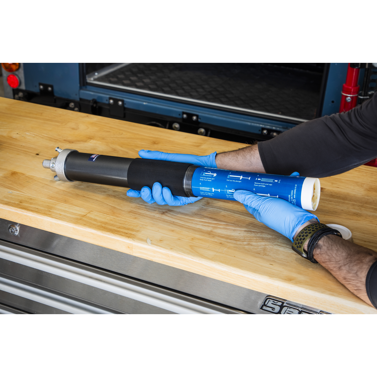Heavy-Duty 3-Way Fill Dual Piston Grease Gun (AK4402)