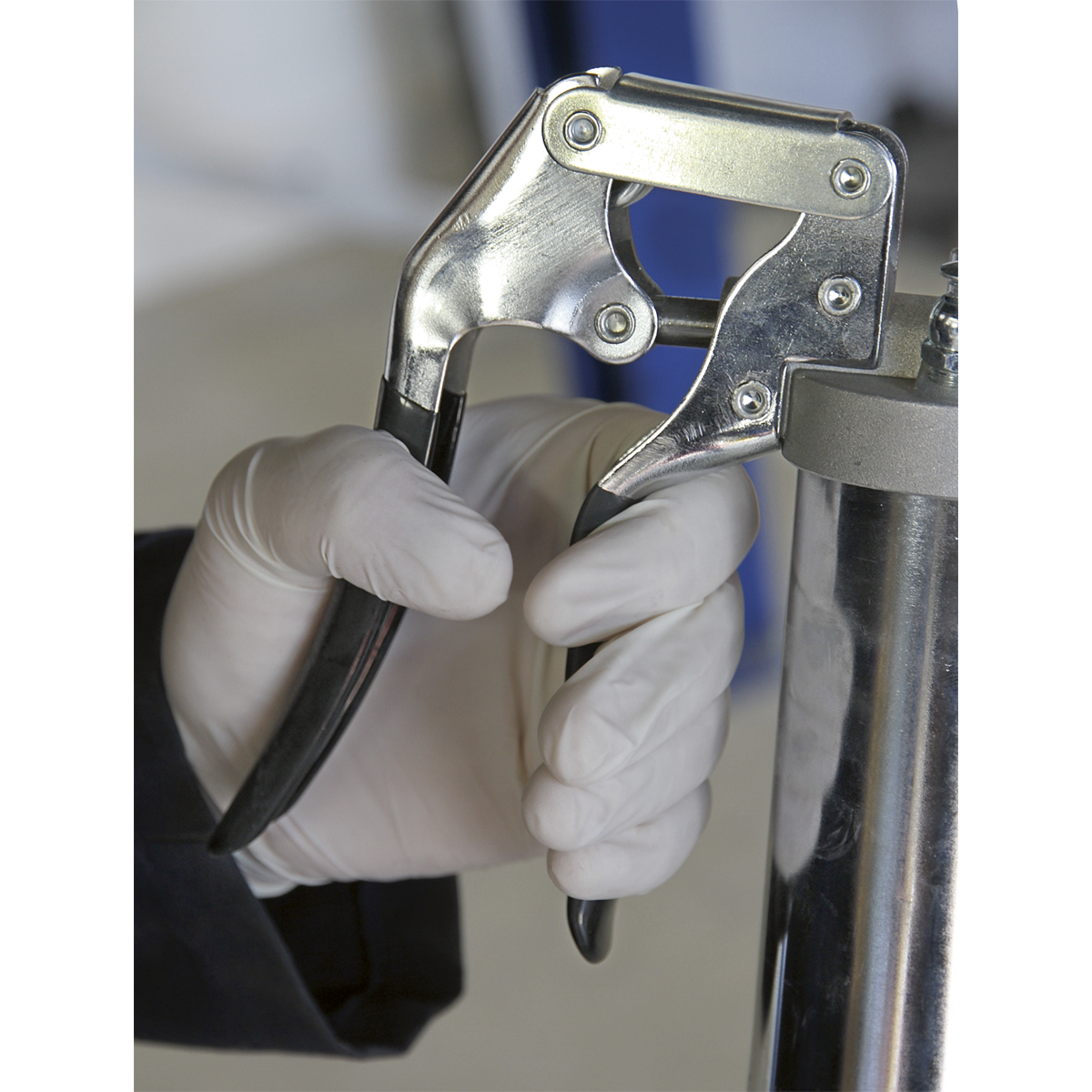 3-Way Fill Pistol Grip Grease Gun (AK446)