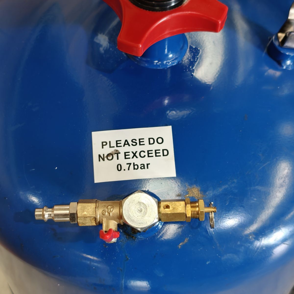 Air Discharge Mobile Oil Drainer, 65L (AK451DX)
