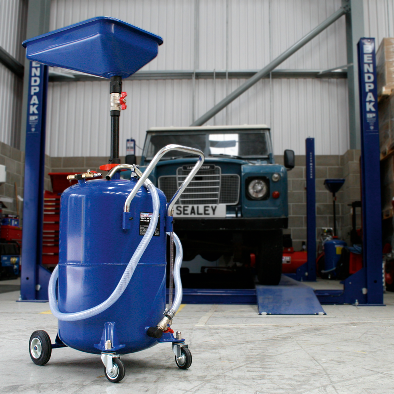 Sealey AK451DX Air Discharge Mobile Waste Oil Drainer, 65L Capacity
