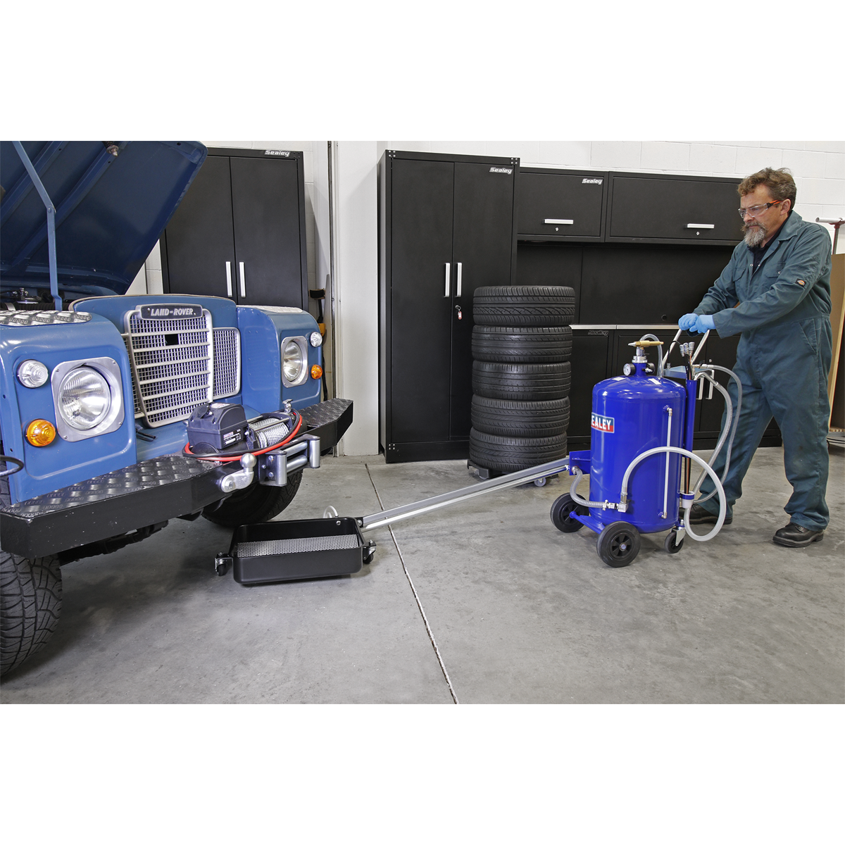 Cantilever Air Discharge Mobile Oil Drainer with Probes 80L
