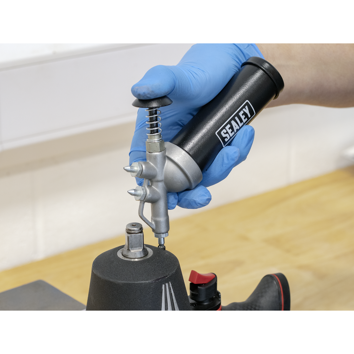 Push Type Mini Grease Gun (AK55)