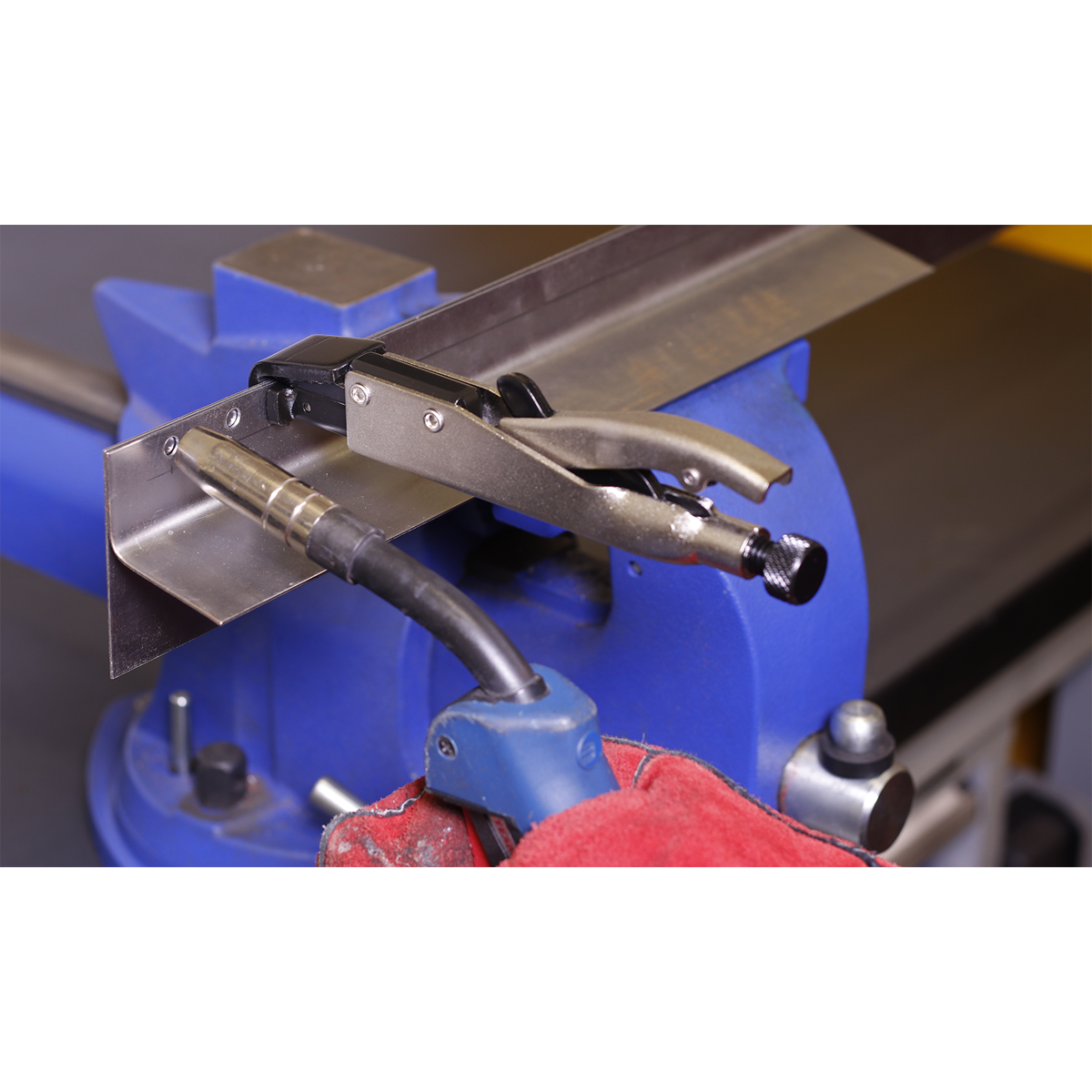 Premier L-Tip Axial Locking Grip 195mm