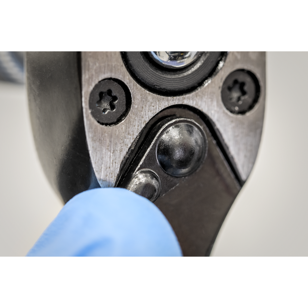 Premier Black Ratchet Wrench 1/4"Sq Drive