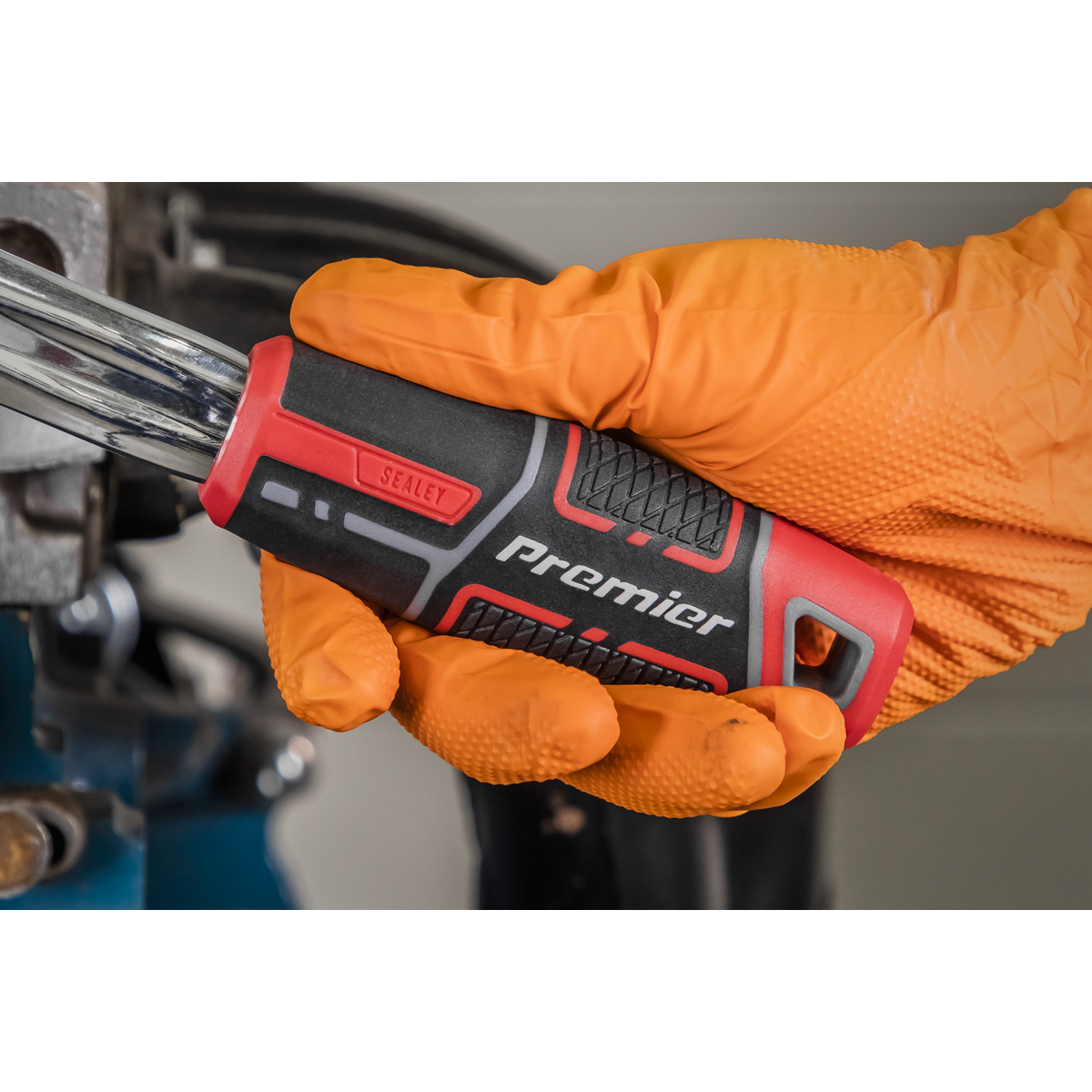 Premier Pear-Head Offset Ratchet Wrench with Flip Reverse 3/8"Sq Drive