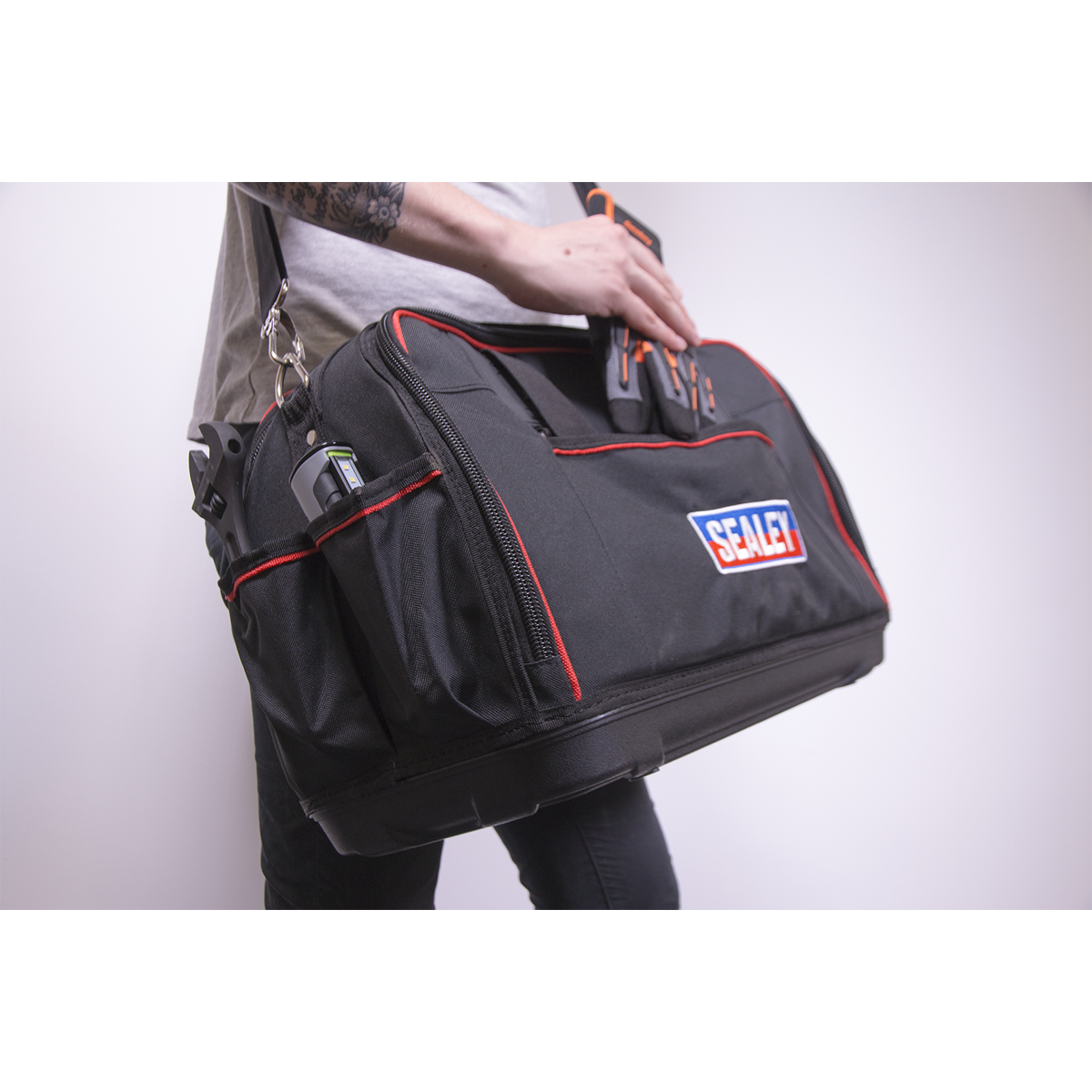 Heavy-Duty Tool Storage Bag with 24 Pockets 500mm