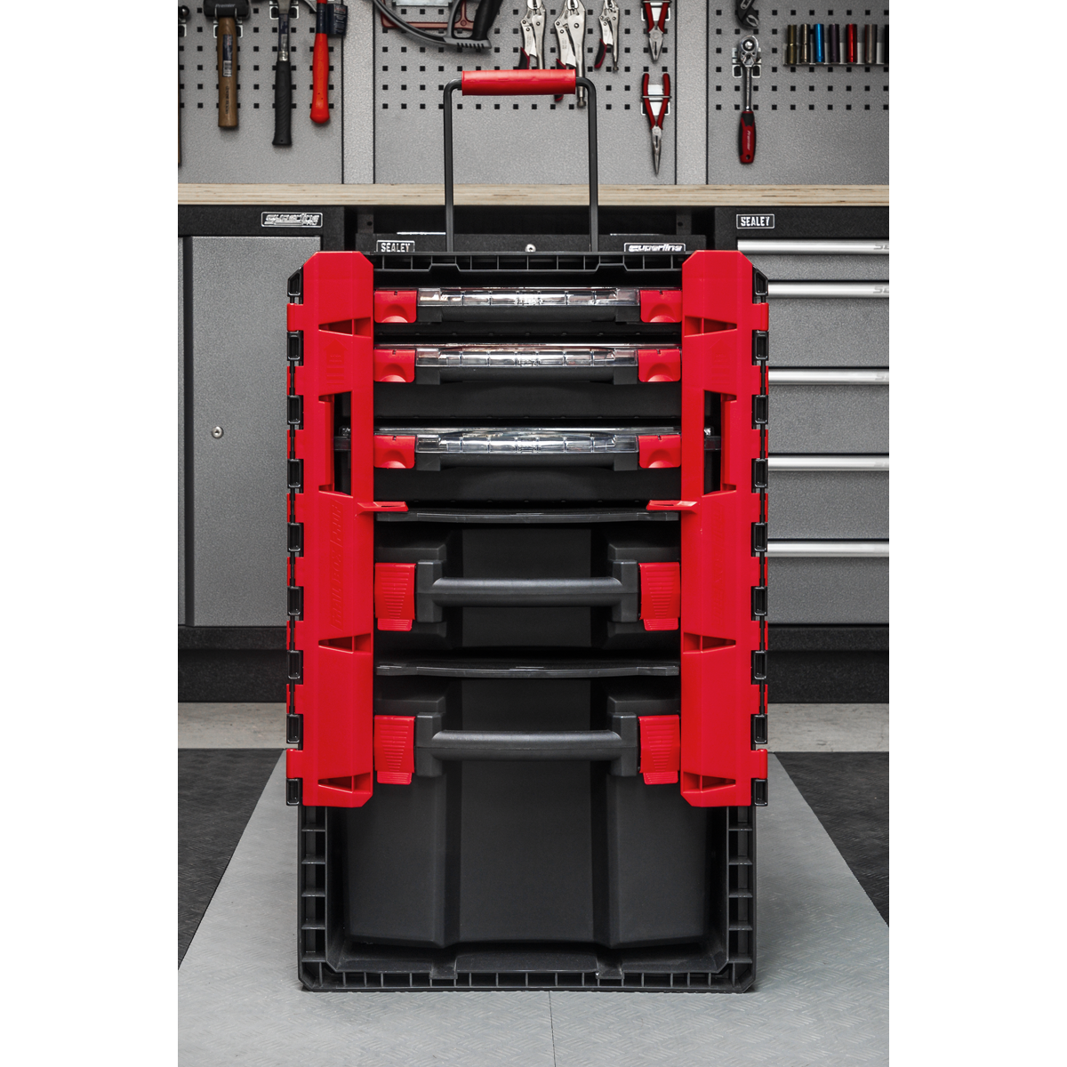 Professional Mobile Toolbox with 5 Removable Storage Cases