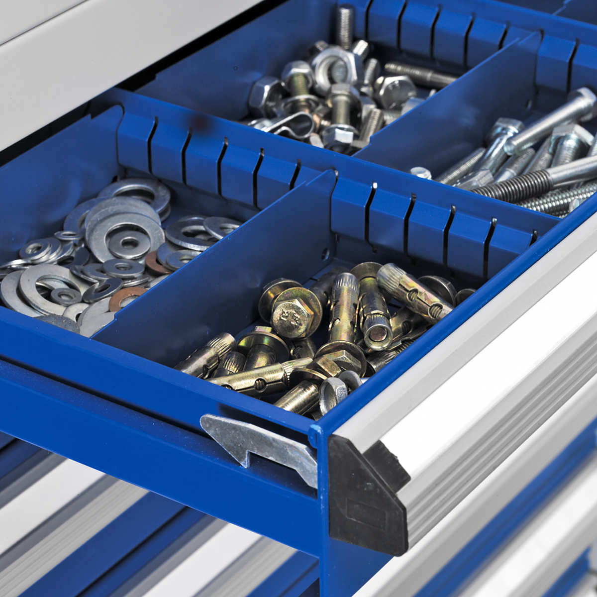 Premier Industrial™ Mobile Industrial Cabinet 5 Drawer