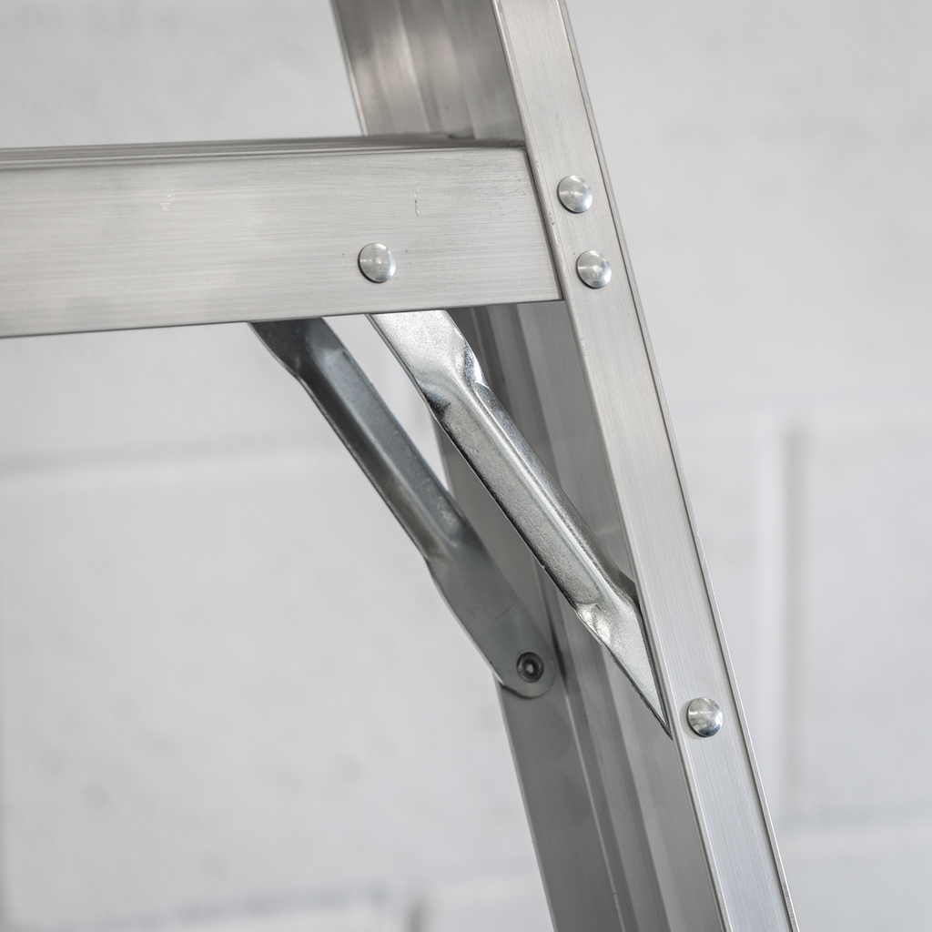 Industrial Step Ladder 6-Tread Aluminium - EN 131