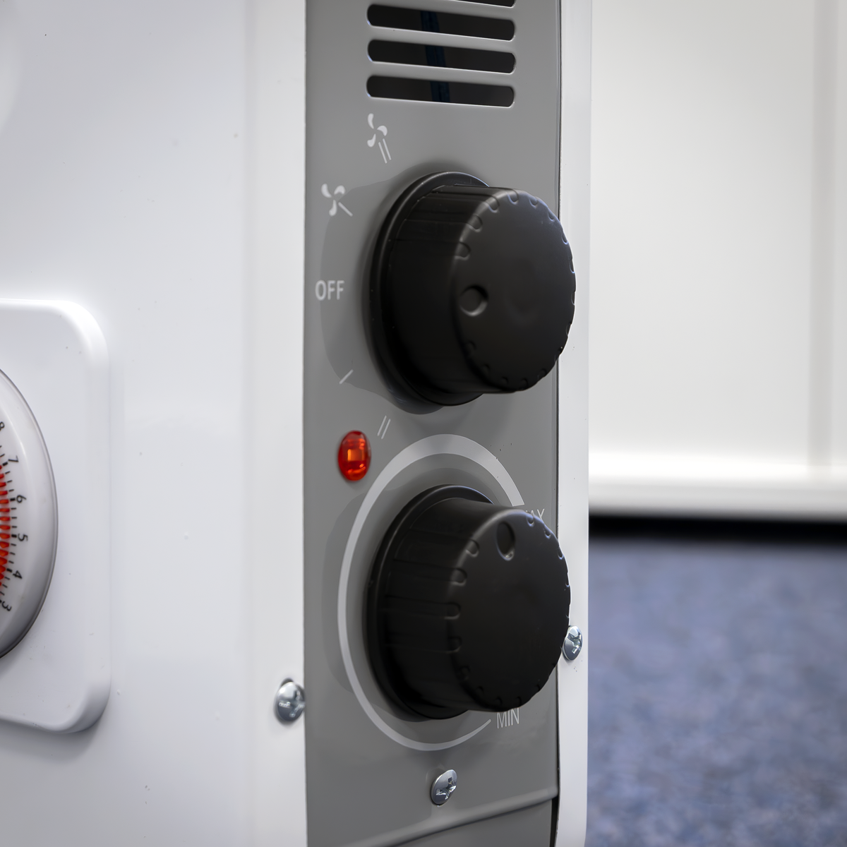 Convector Heater with Turbo, Timer & Thermostat, 2000W (CD2013TT)