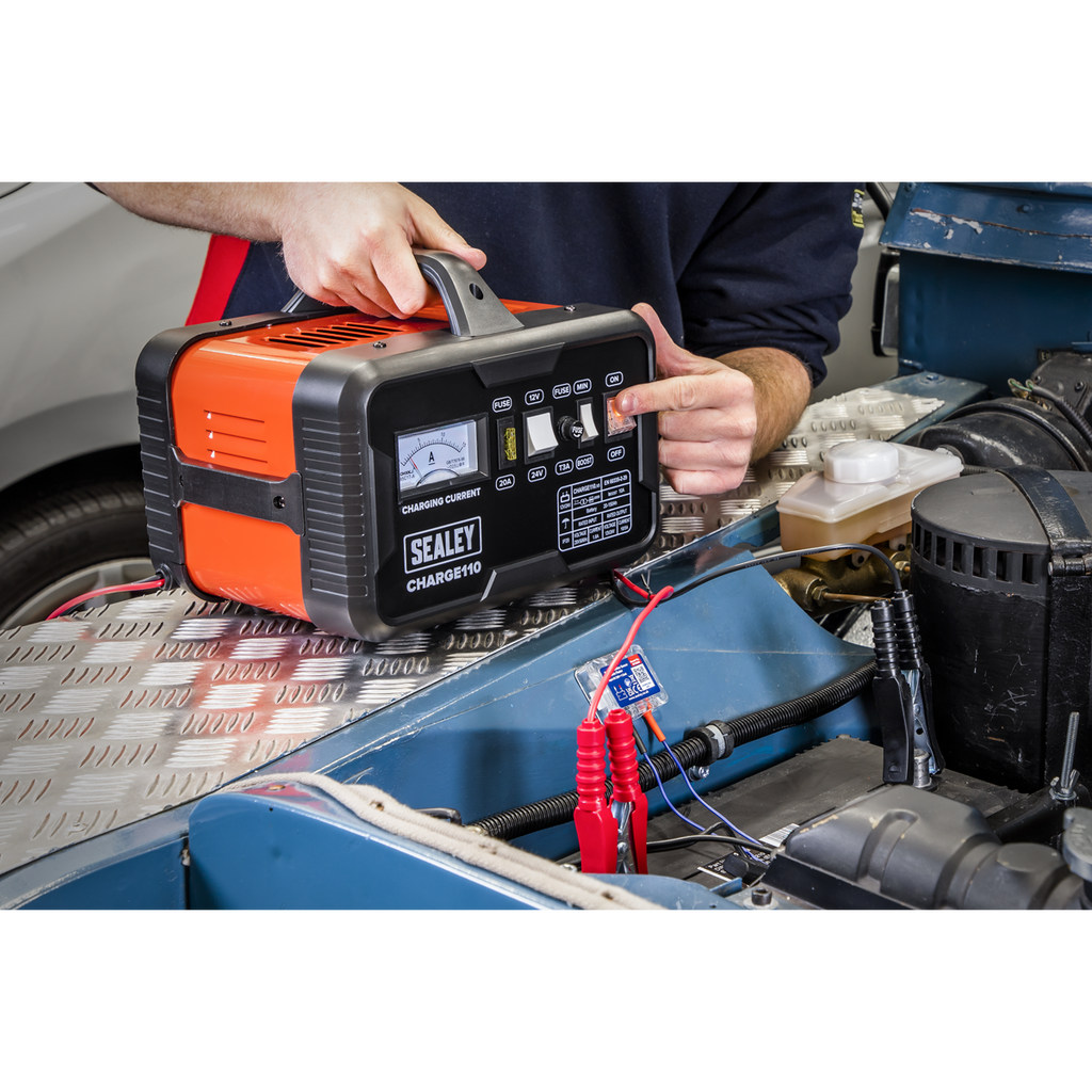 12/24V Battery Charger, 14A (CHARGE110) (Factory Refurbished B)