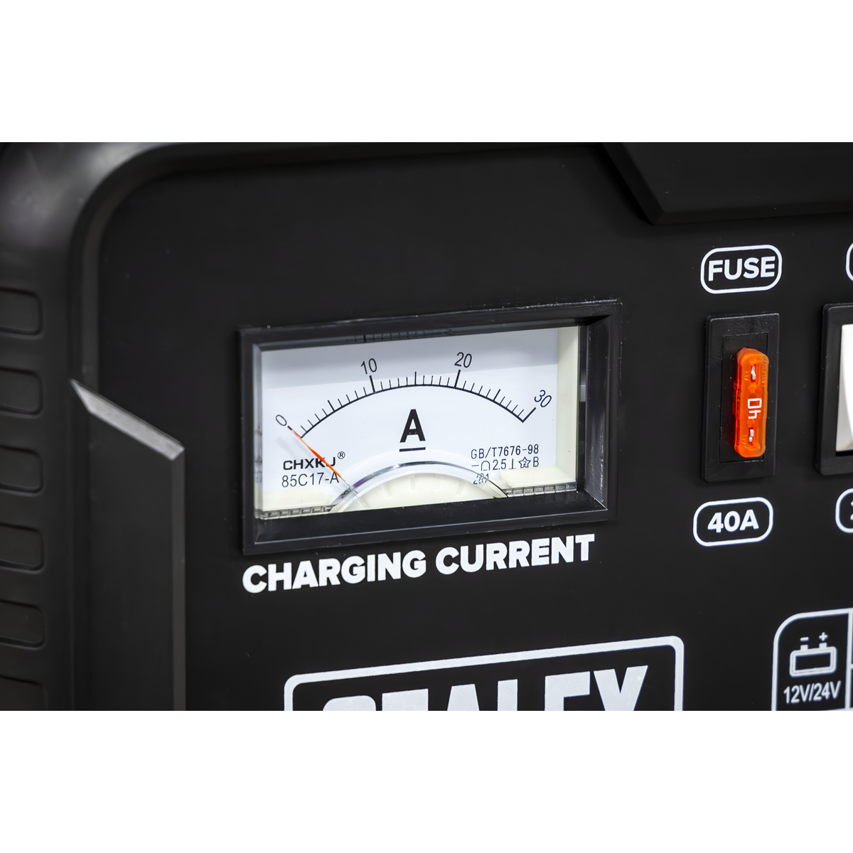 12/24V Battery Charger, 28A (CHARGE124)