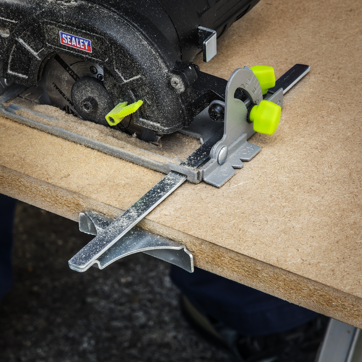 SV10.8 Series 85mm Cordless Circular Saw Kit 10.8V 2Ah