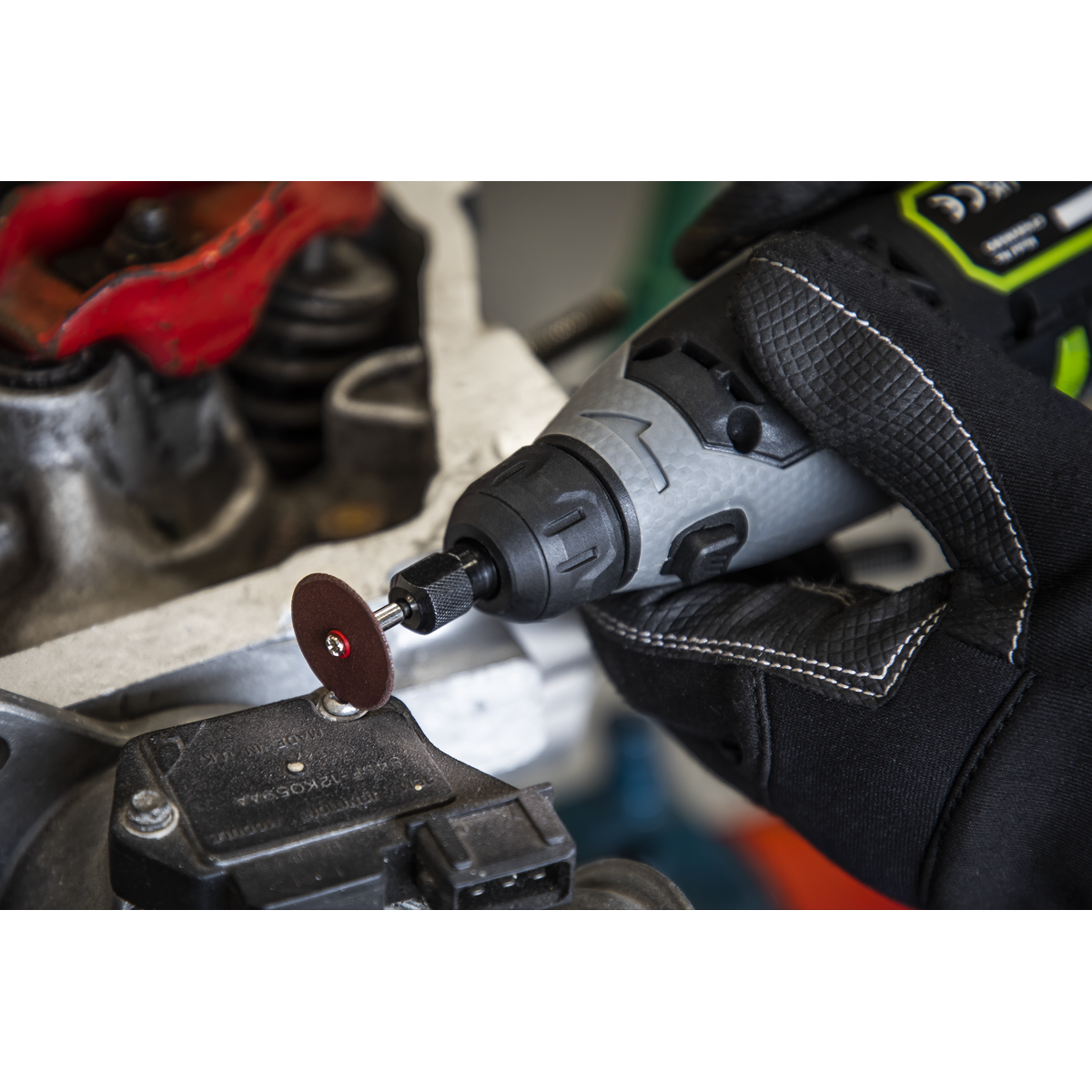 SV10.8 Series Cordless Multipurpose Mini Grinder Kit 10.8V 2