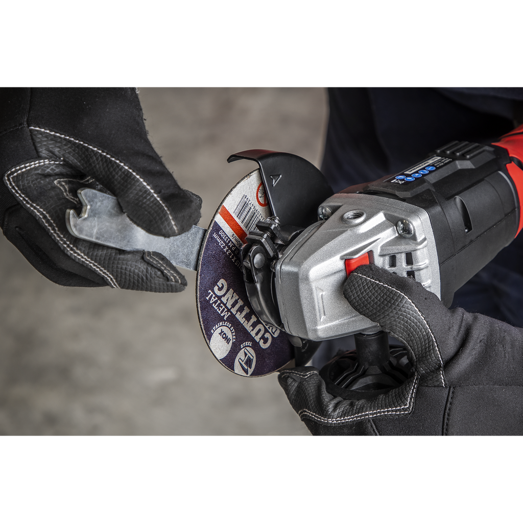 SV20 Series 115mm Cordless Angle Grinder 20V - Body Only