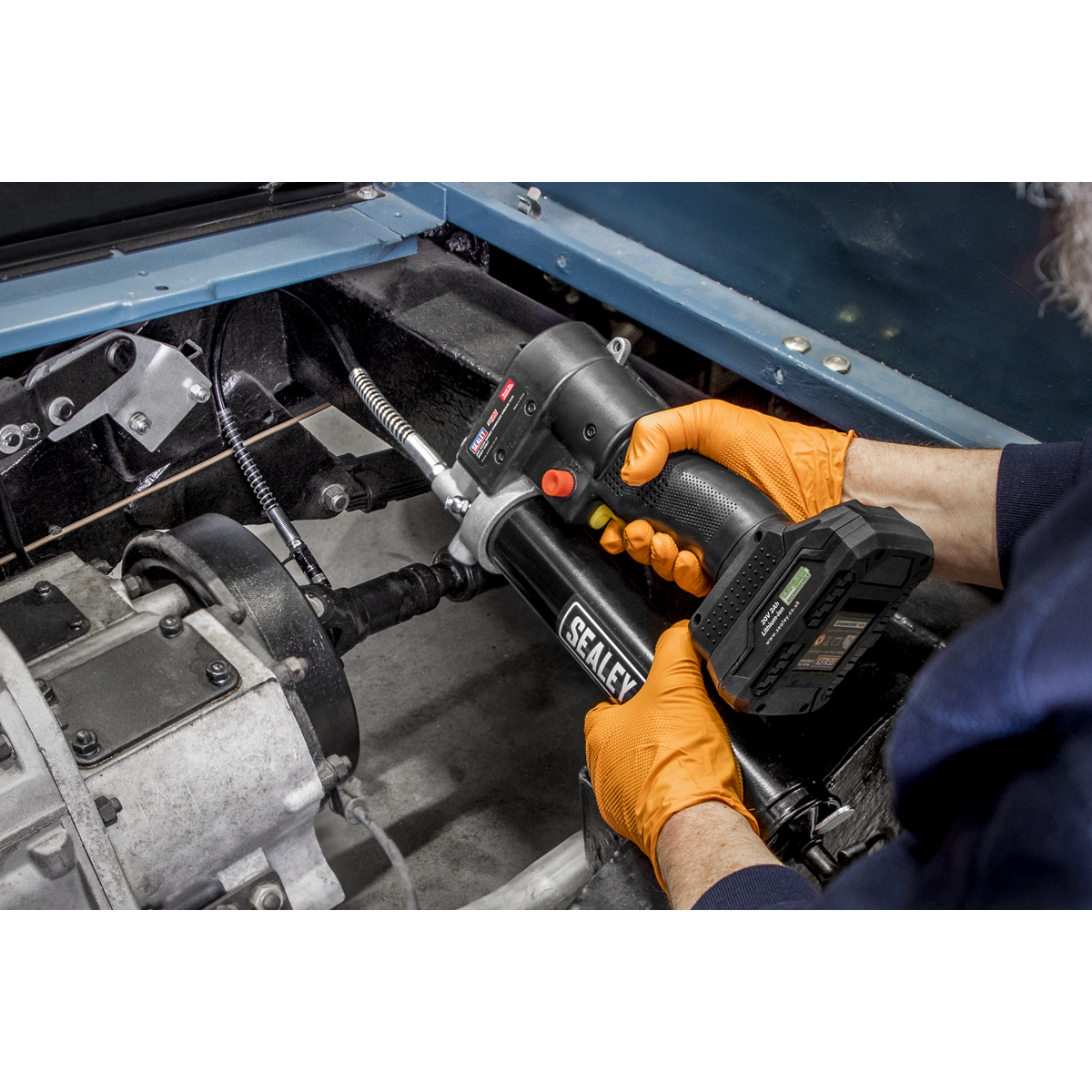 SV20 Series Cordless Grease Gun 20V - Body Only