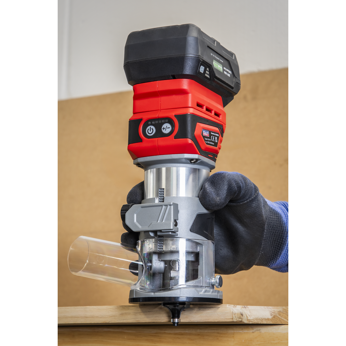 SV20 Series Cordless Trimming Router Kit 20V 4Ah - 2 Batteries