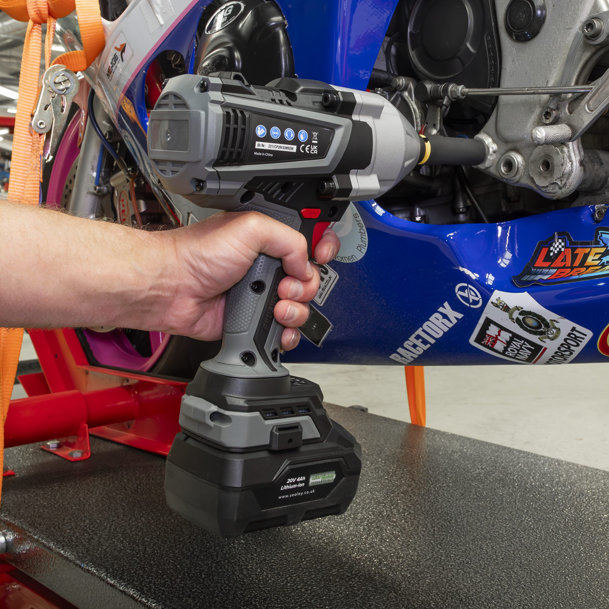 Premier SV20 Series Cordless Impact Wrench Kit 20V 4Ah - 2 Batteries