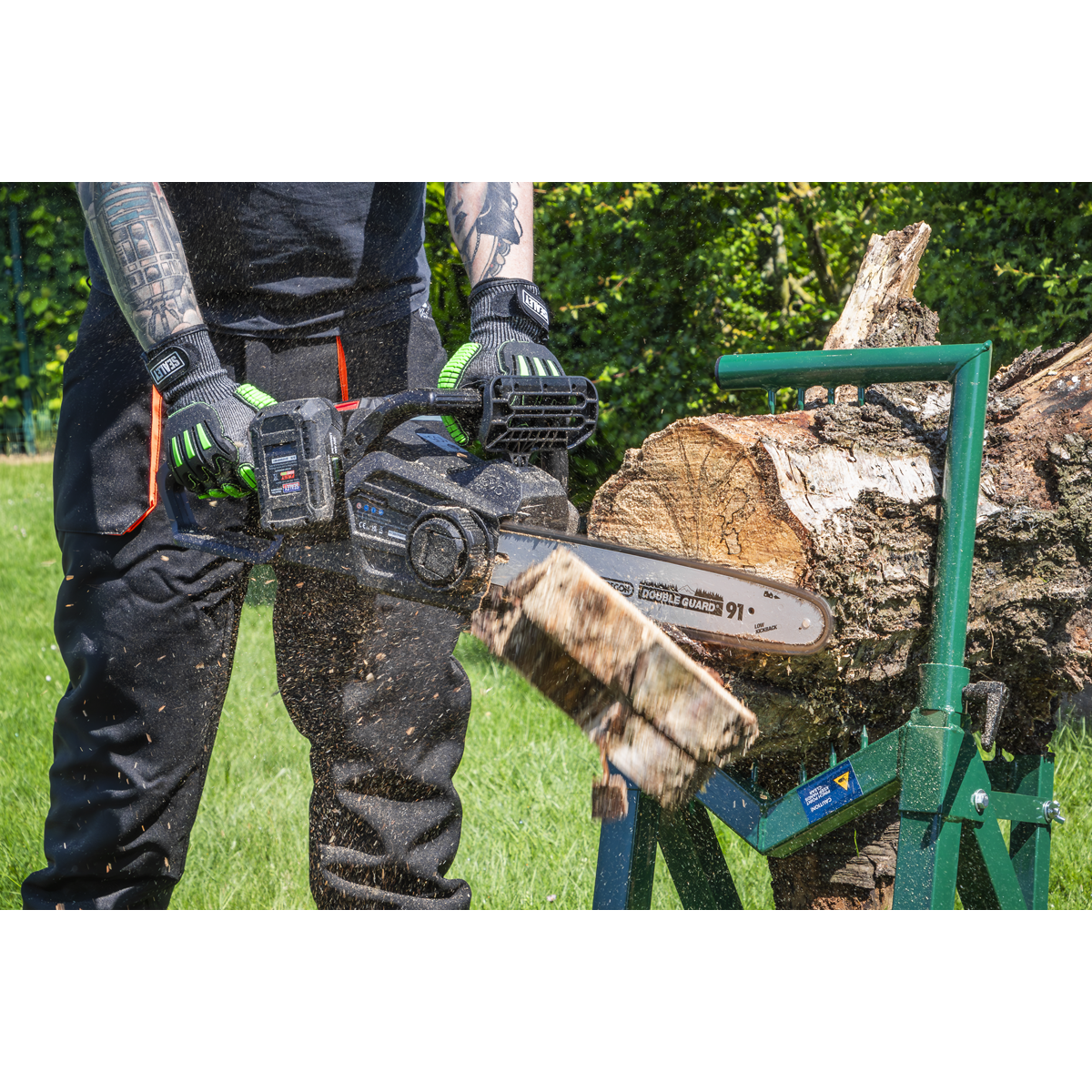 Chainsaw Kit 40V 4Ah SV20 Series 35cm