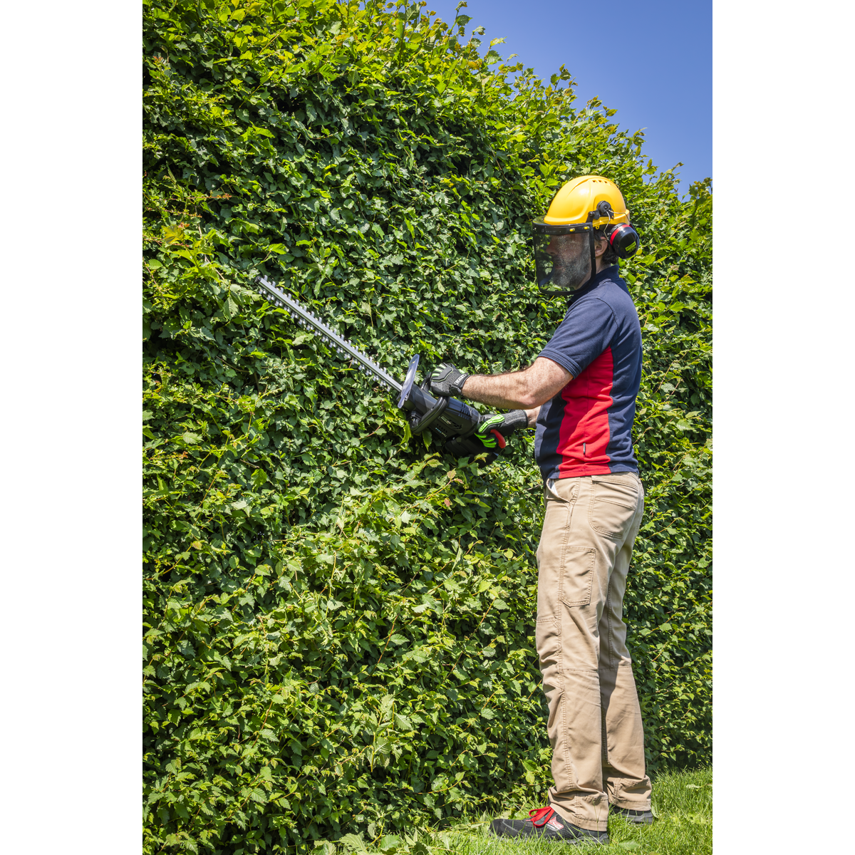 Hedge Trimmer Kit 40V 4Ah SV20 Series 52cm