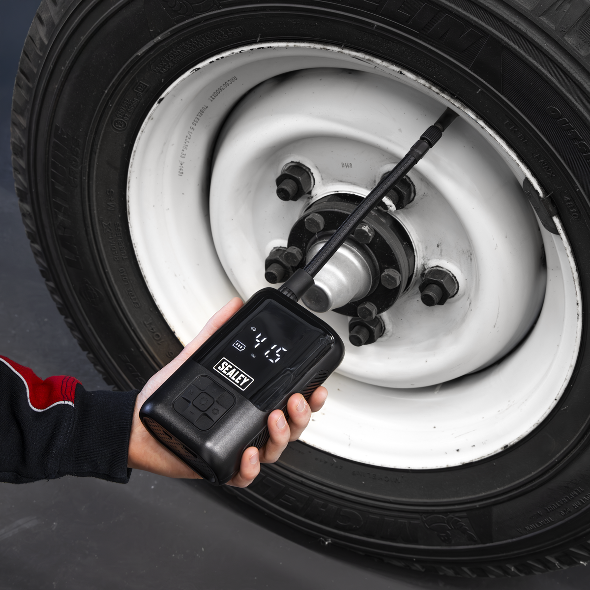 Tyre Inflator & Power Bank with Worklight Rechargeable