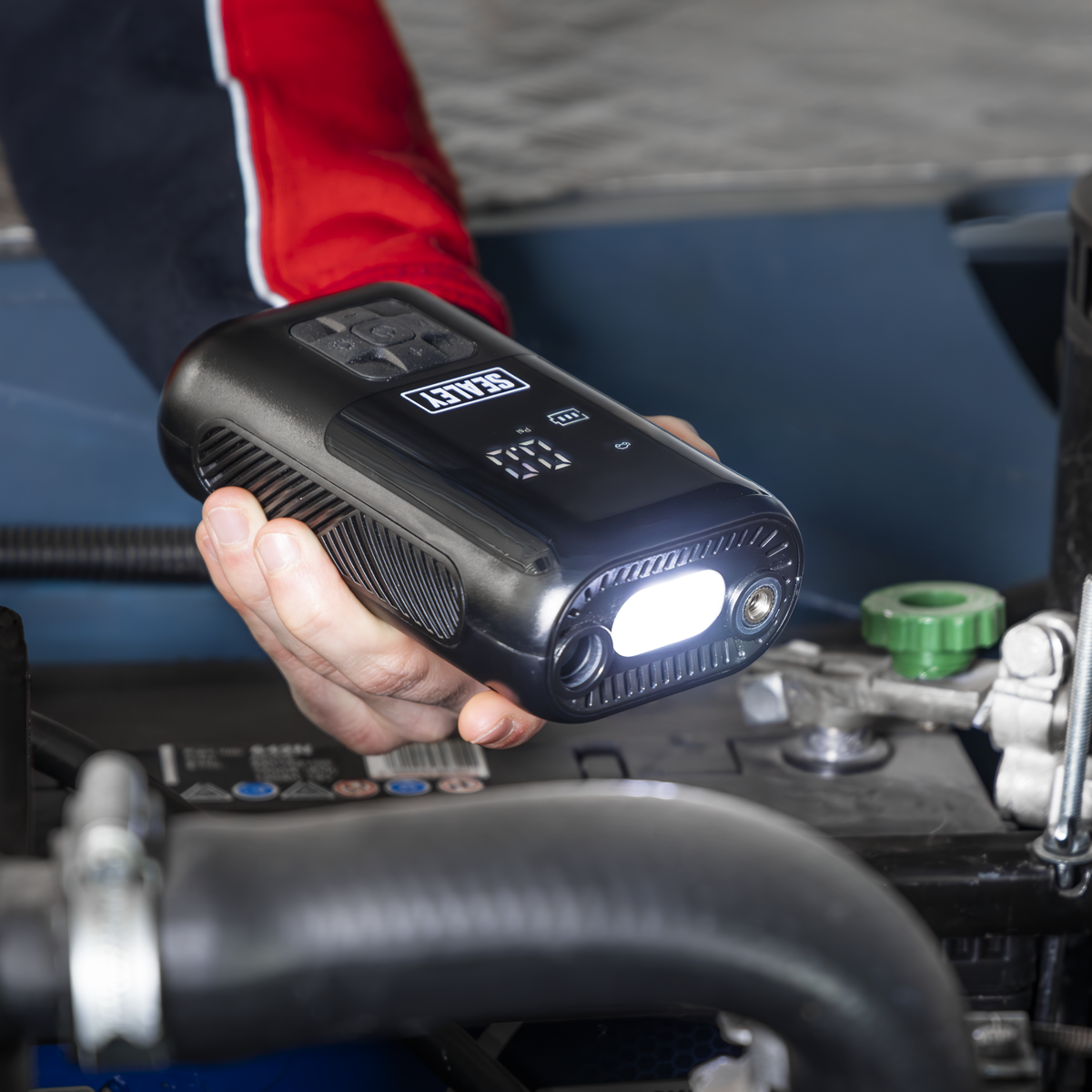 Tyre Inflator & Power Bank with Worklight Rechargeable