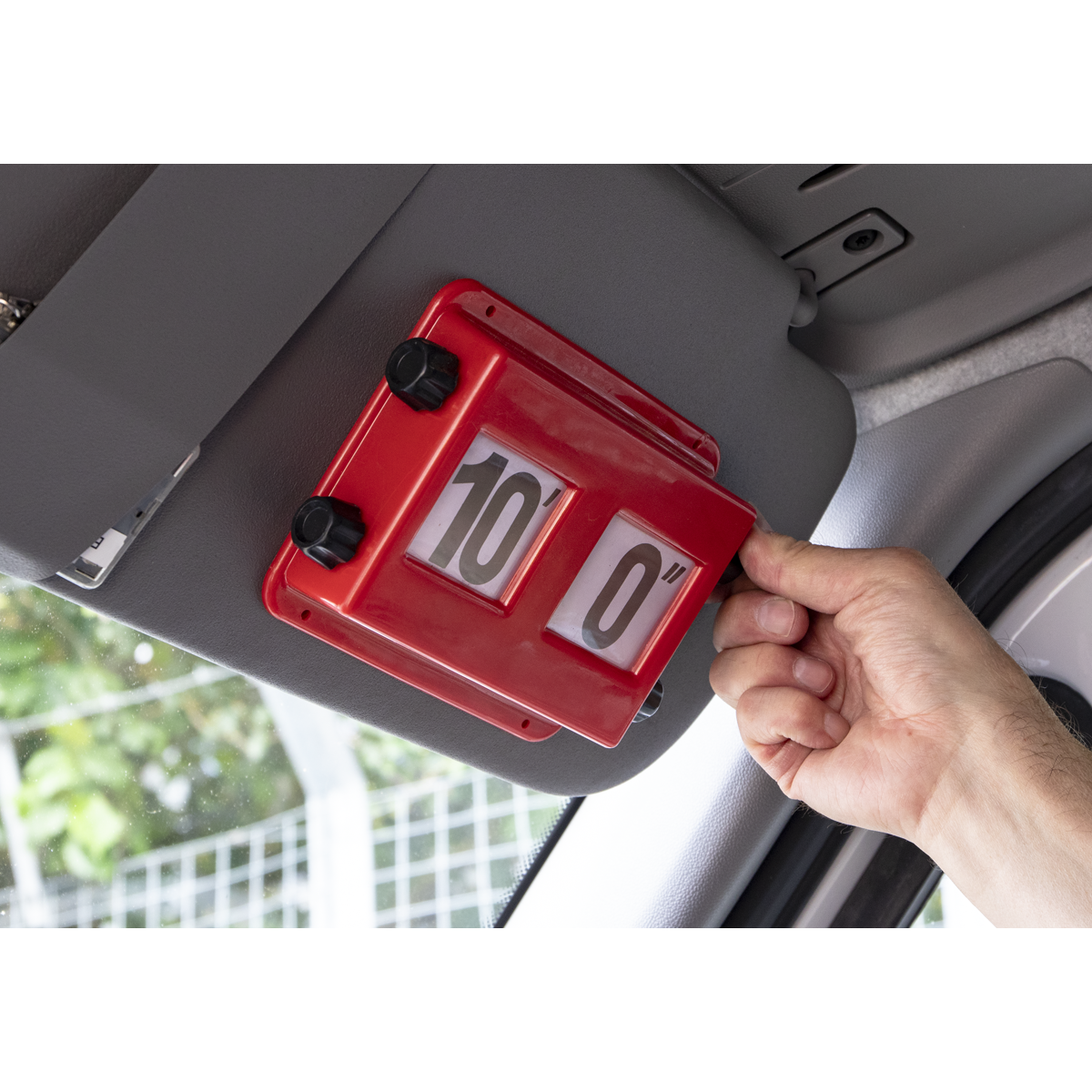 Commercial Vehicle Height Indicator