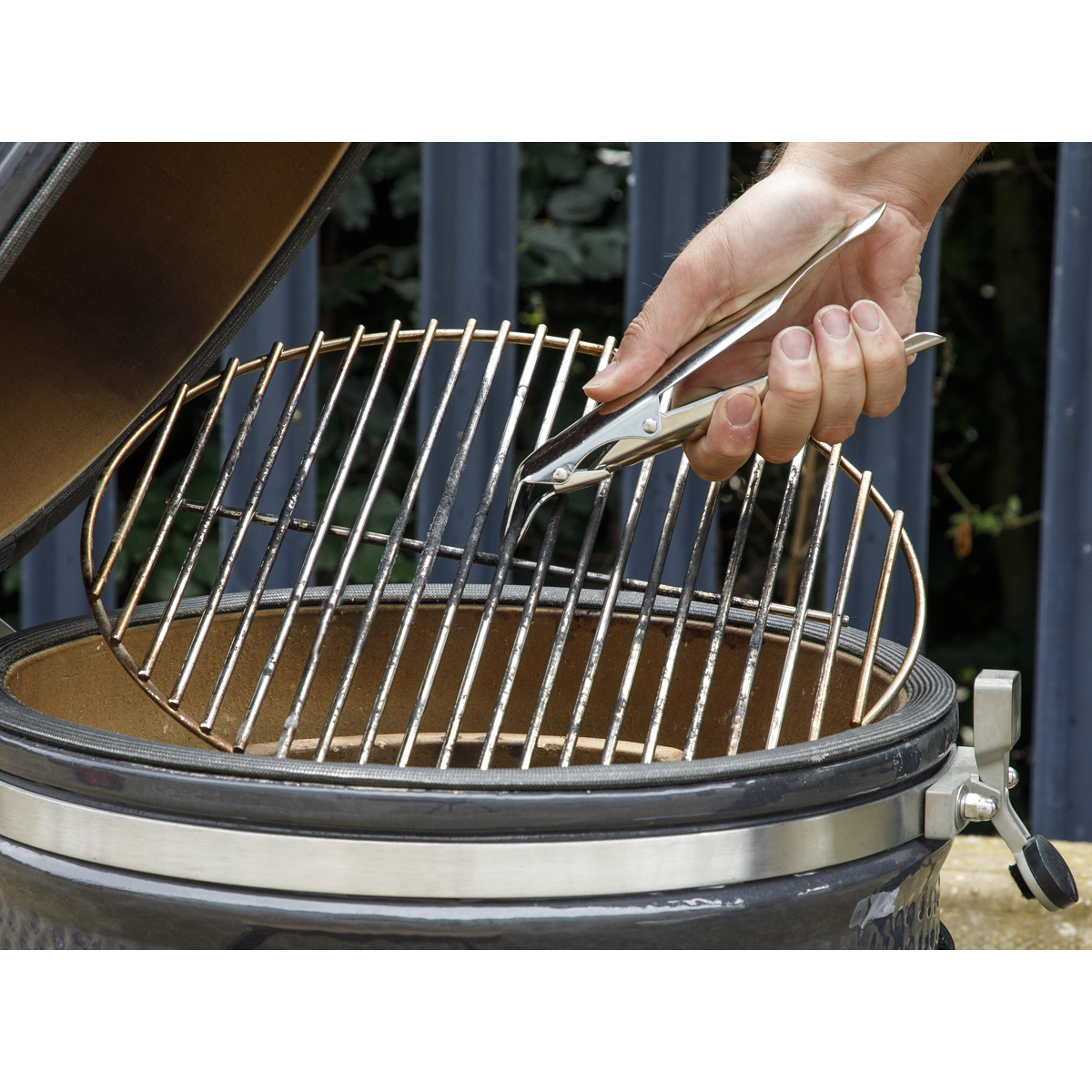 Dellonda Grill Grid Gripper for Kamado BBQs (DG181)