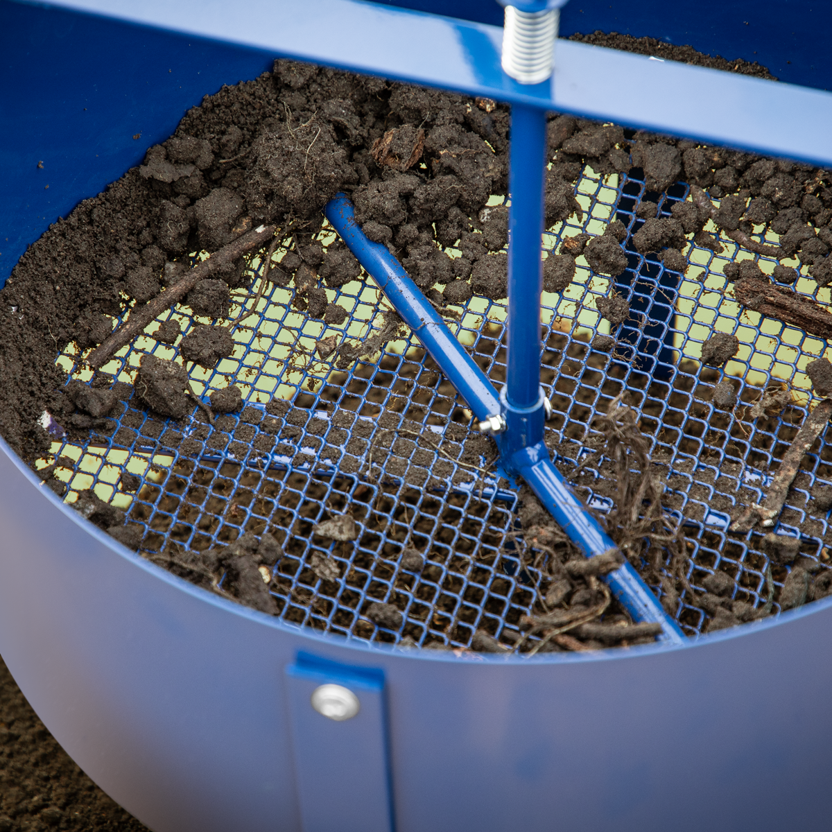 Dellonda Rotary Garden Soil Sieve 16", Blue (DG261) (Factory Refurbished A)