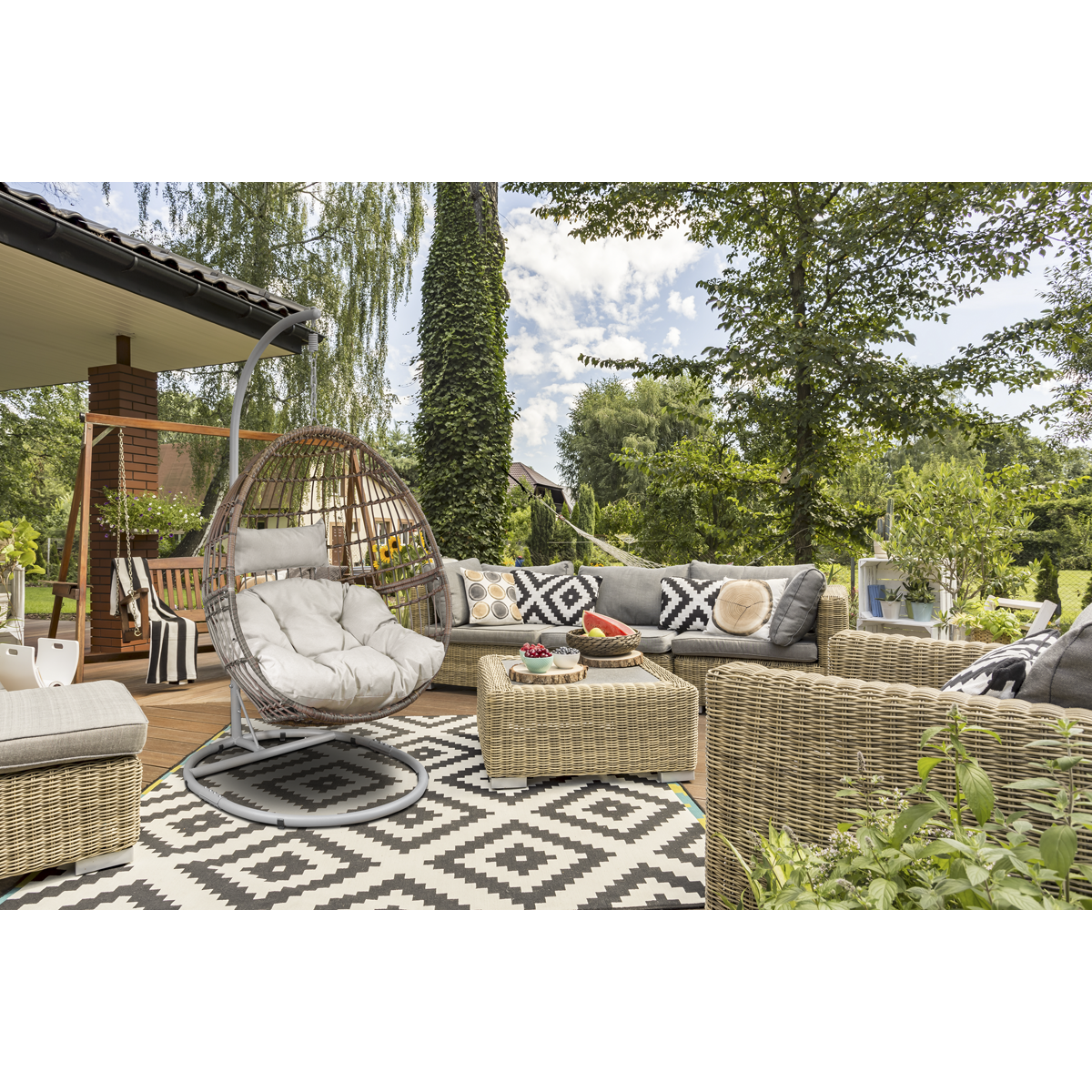 Dellonda Single Swinging Egg Chair with Cushion