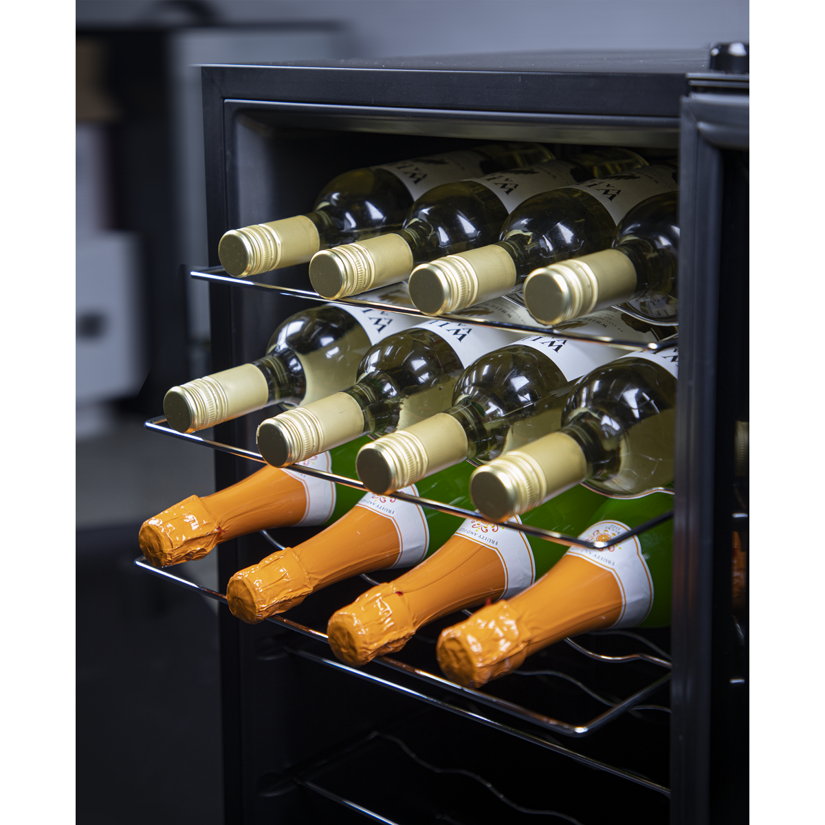 Baridi Wine Cooler Fridge, 28 Bottle, Black (DH10)