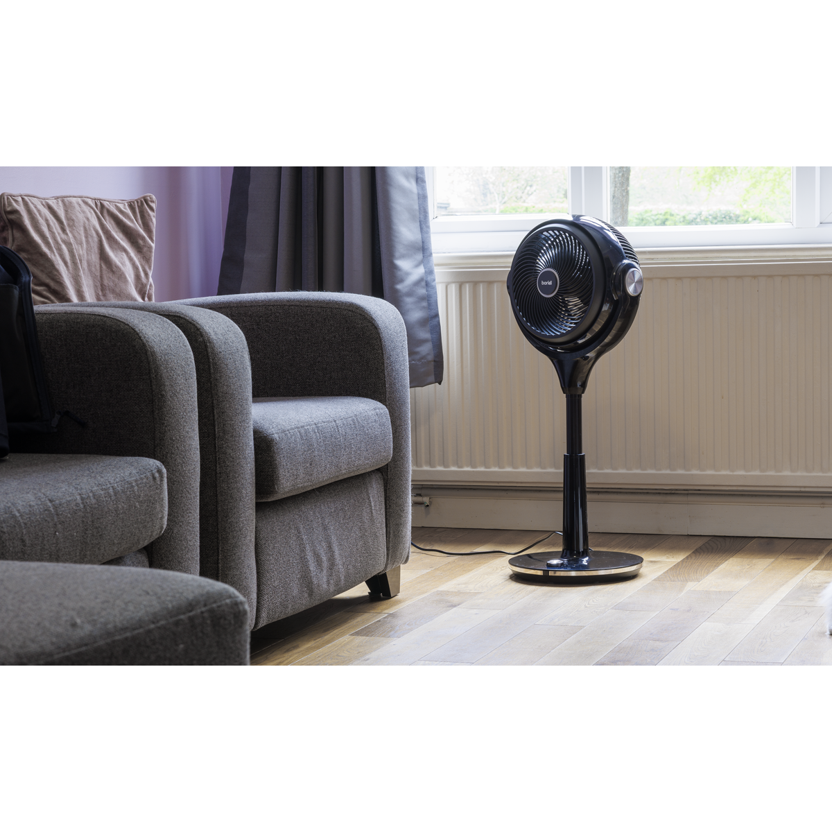 Baridi Pedestal Fan with Remote Control & Timer 10", Black (DH143) (Factory Refurbished B)